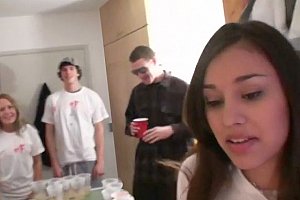 欧美少妇性爱大胸 Porn