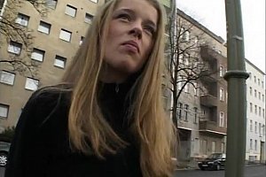 亚欧美女性爱 Porn
